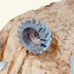 Zębatka koło zębate altenatora Dniepr MT 18 zębów oryginal